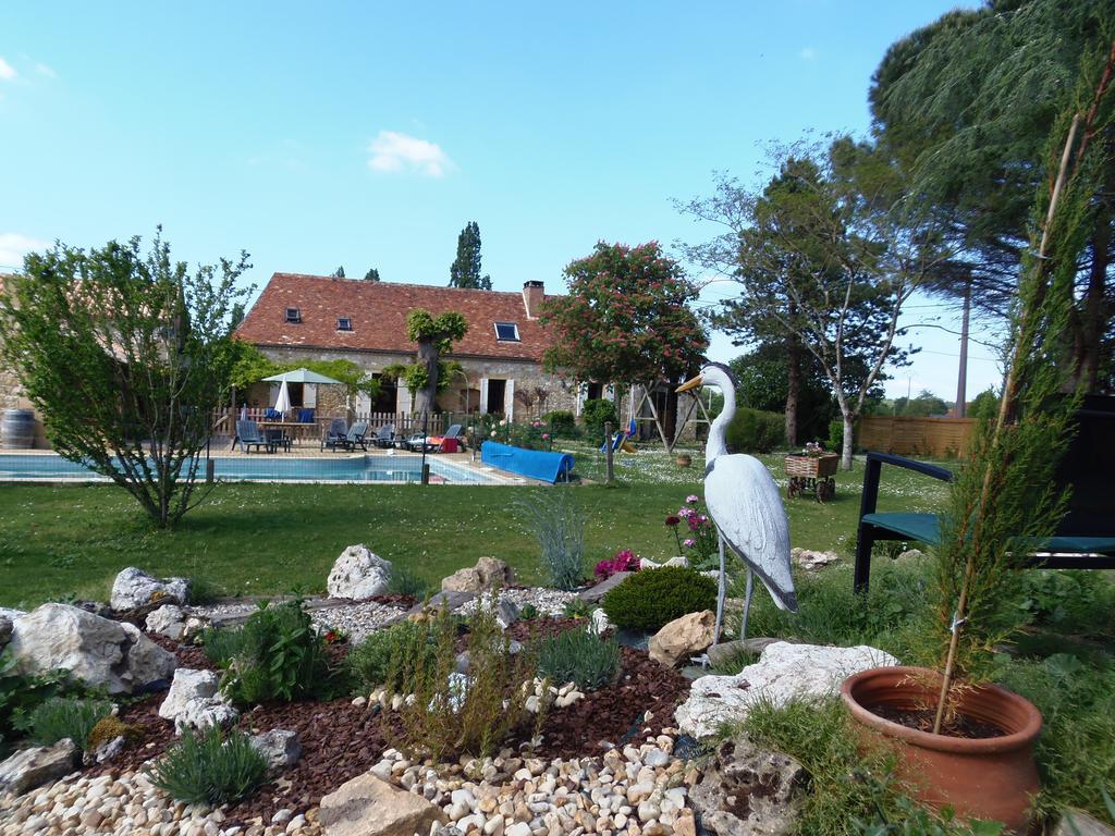 Hotel Maison Des Arbres Cours-de-Pile Exterior foto